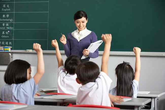 小学生频繁换老师：家长认为不利于孩子学习，学生无动于衷不着急  小学生 换老师 班主任 培优班 三角关系 第5张